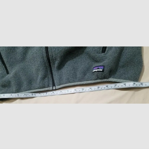 Patagonia Men’s Classic Synchilla " Fort Worth " Gray Fleece Vest Large  Texas L - Picture 9 of 11